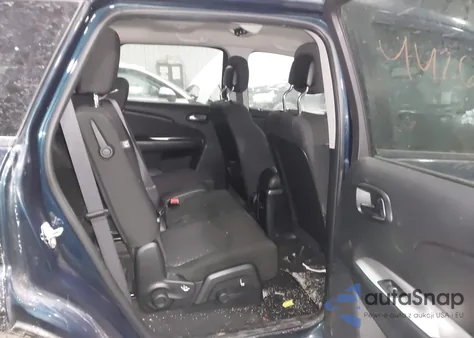 2015 Dodge Journey Sxt z USA, uszkodzony, nr VIN 3C4PDCBB6FT663992